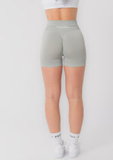Short froissé à taille en V