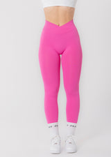V-Waist Scrunch Leggings (Black M Vorbestellung: Lieferzeit ca. 2-3 Wochen)