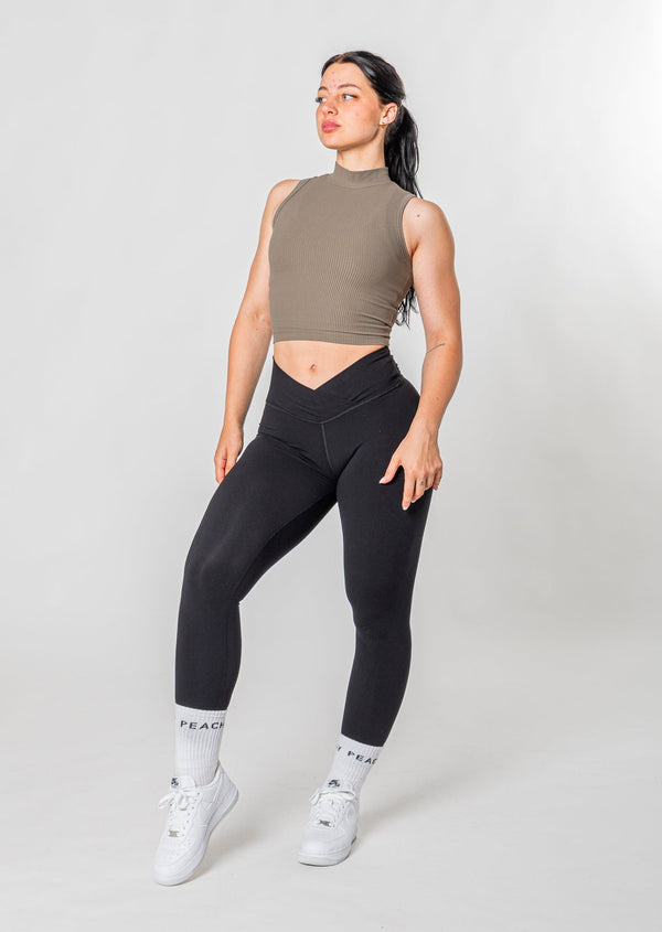 [PRE-ORDER] NOBLE Ribbed Crop Top