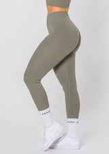 PURPOSE scrunch leggings