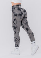 GALAXY scrunch leggings