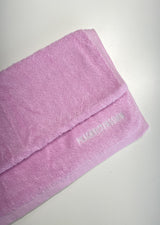 Fitness towel with bag