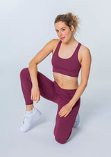 SUPERSOFT Set (V-Waist Leggings + Scoop Neck Bra)