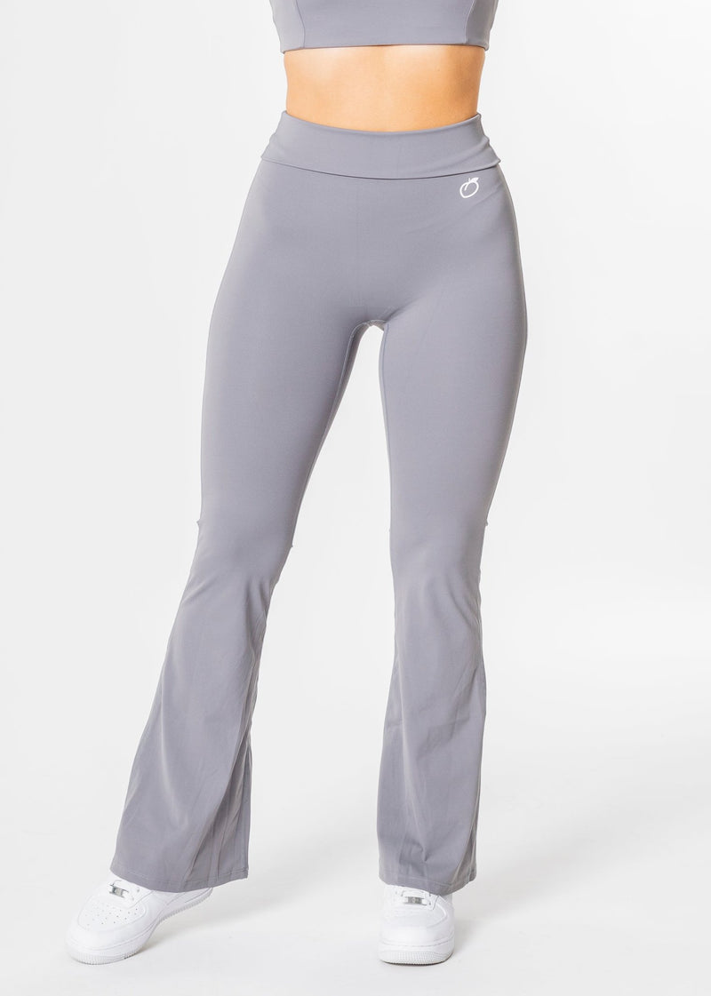 BREEZE Flared Leggings