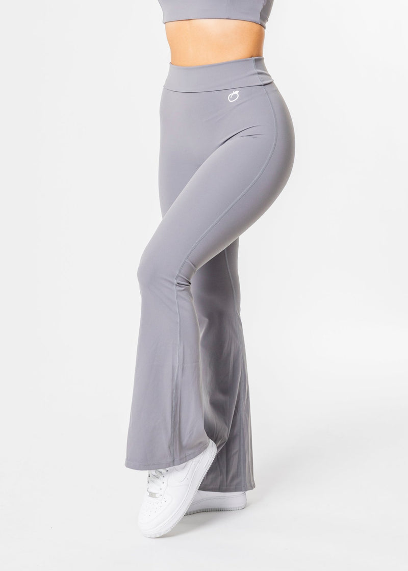 BREEZE Flared Leggings