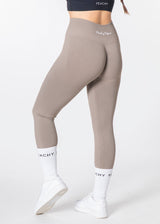 PURSUIT Scrunch Leggings