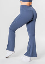 RADIANCE Flared Leggings